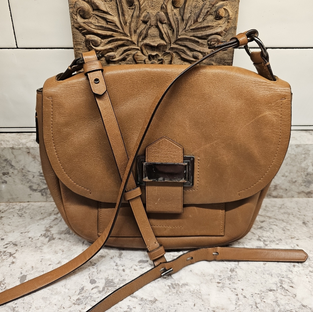 Reed Krakoff Elegant Tan Leather Women's Crossbody Bag